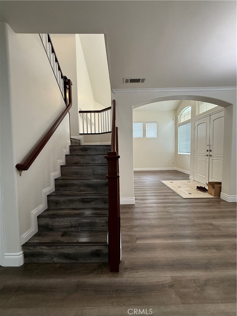 6211 Rosemead Boulevard