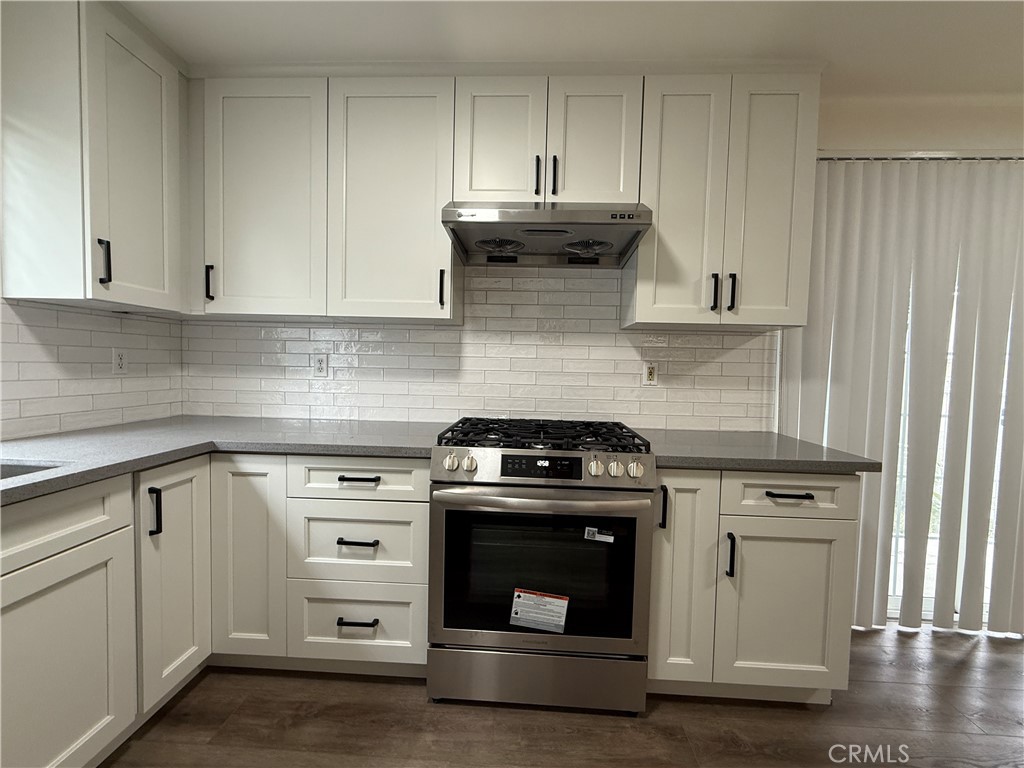 6211 Rosemead Boulevard