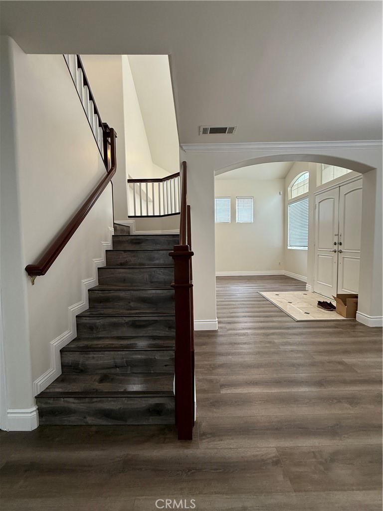 6211 Rosemead Boulevard