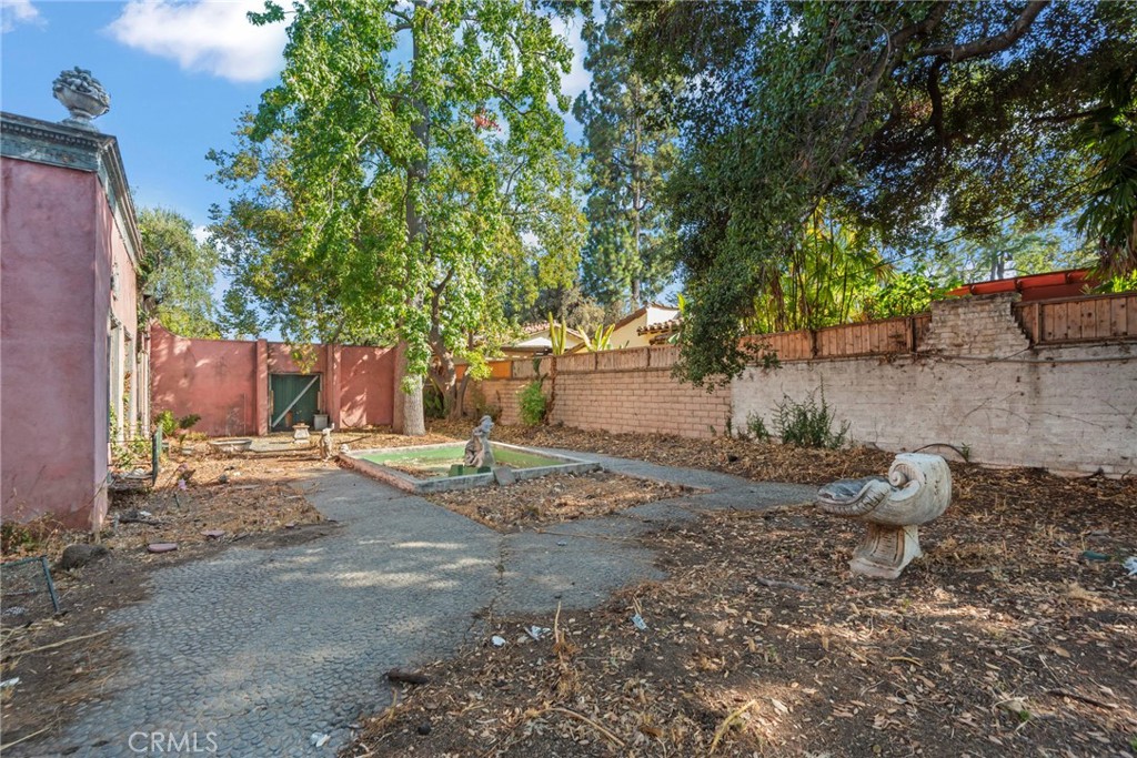 543 Huntington Drive