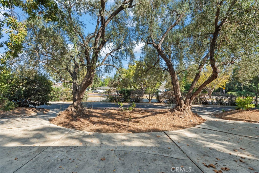 543 Huntington Drive