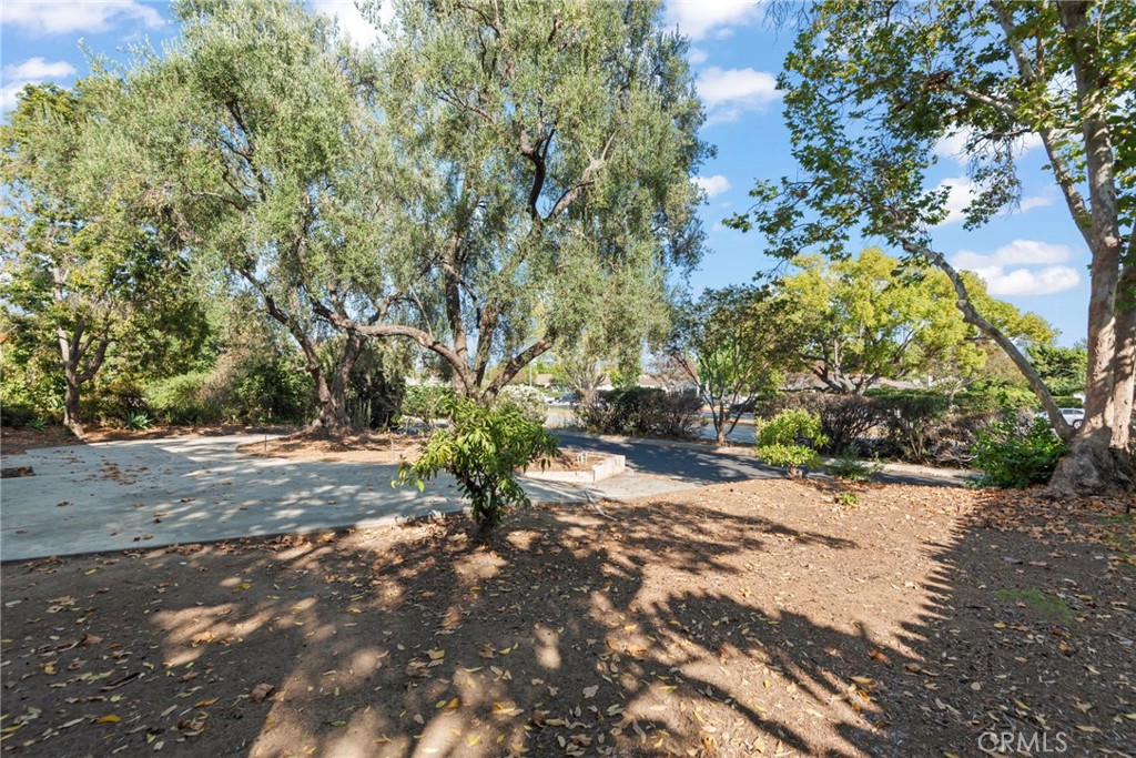 543 Huntington Drive