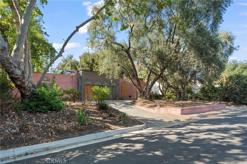543 Huntington Drive