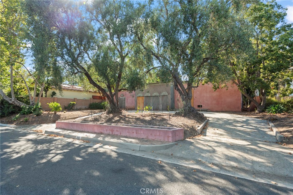 543 Huntington Drive