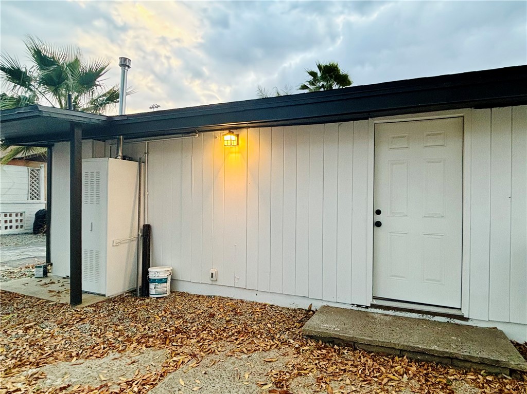 1257 W 9th Unit B