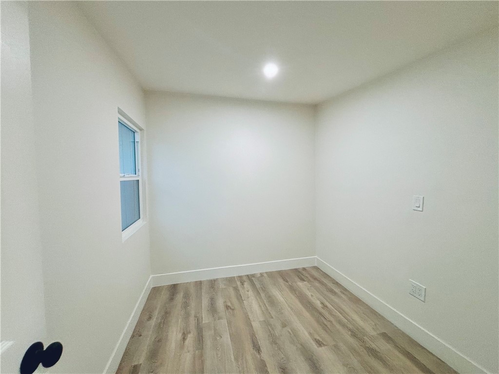 1257 W 9th Unit B