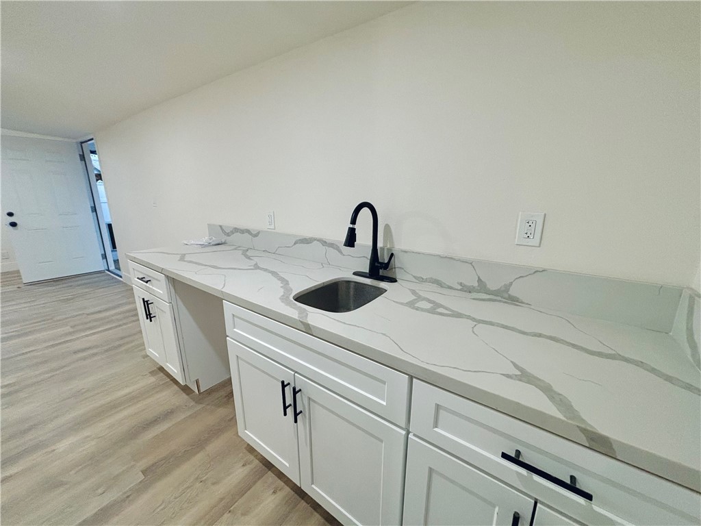 1257 W 9th Unit B