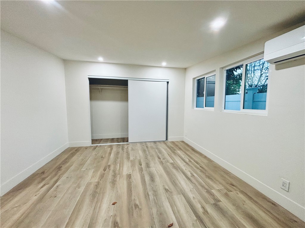 1257 W 9th Unit B