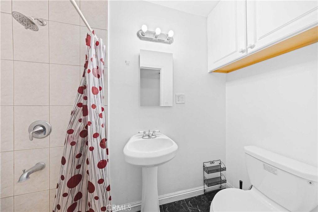 751 N Keystone Street