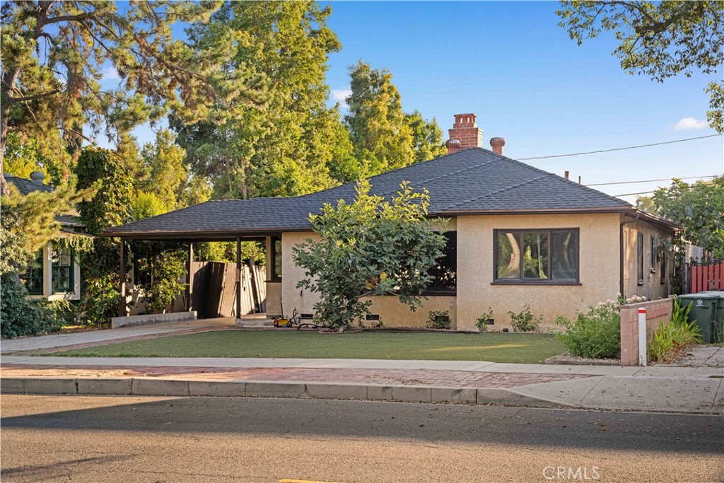 751 N Keystone Street