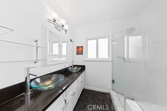 751 N Keystone Street