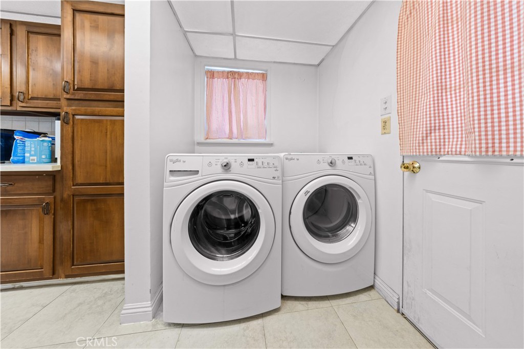 751 N Keystone Street