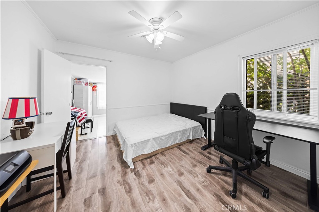 751 N Keystone Street