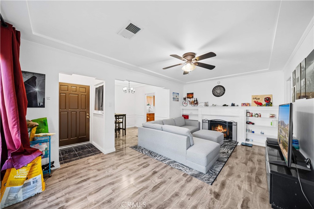 751 N Keystone Street