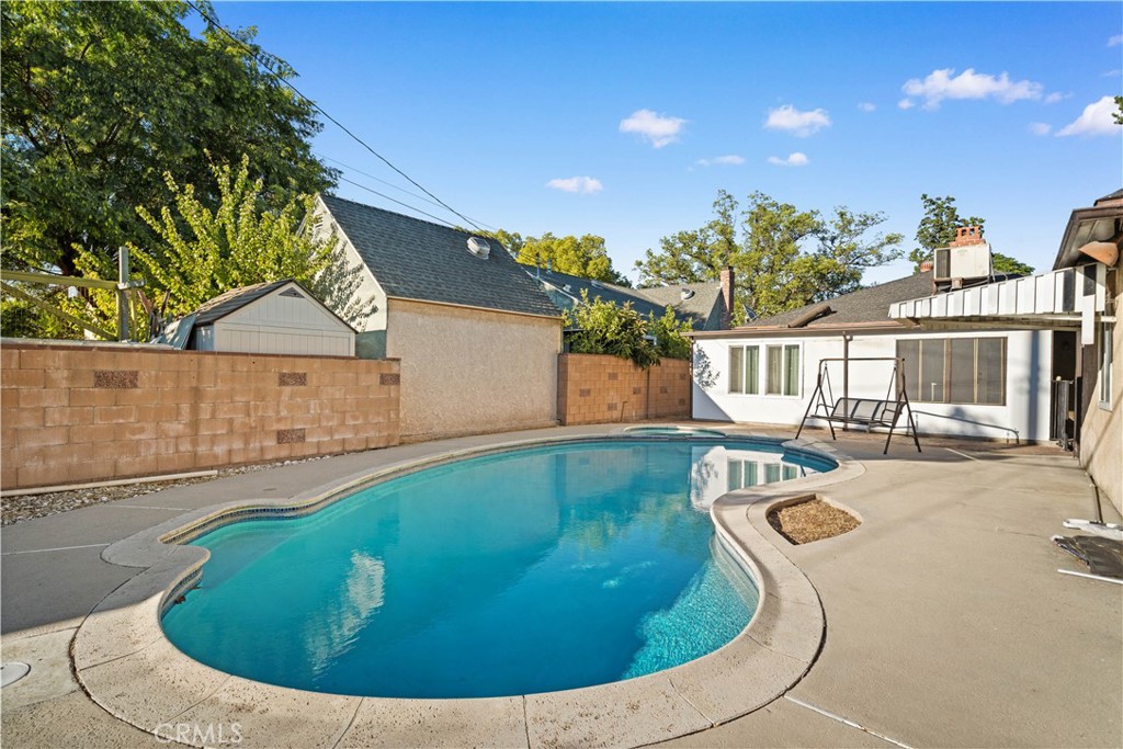 751 N Keystone Street