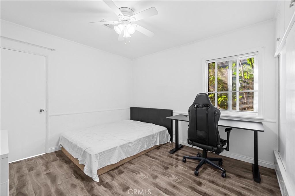 751 N Keystone Street