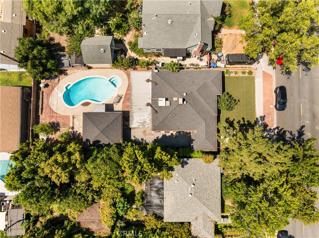 751 N Keystone Street