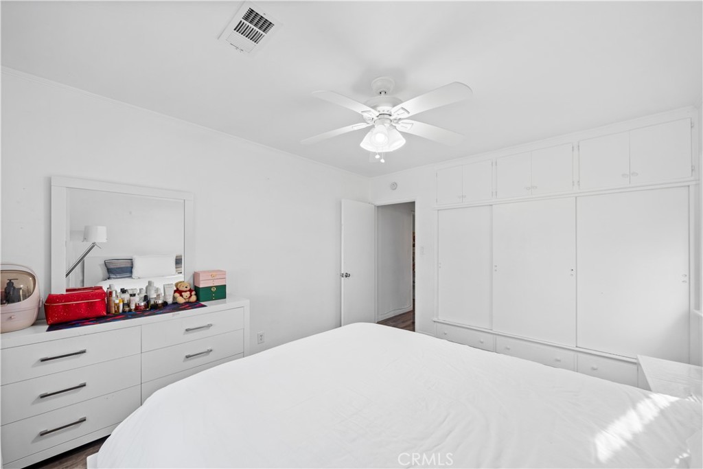 751 N Keystone Street