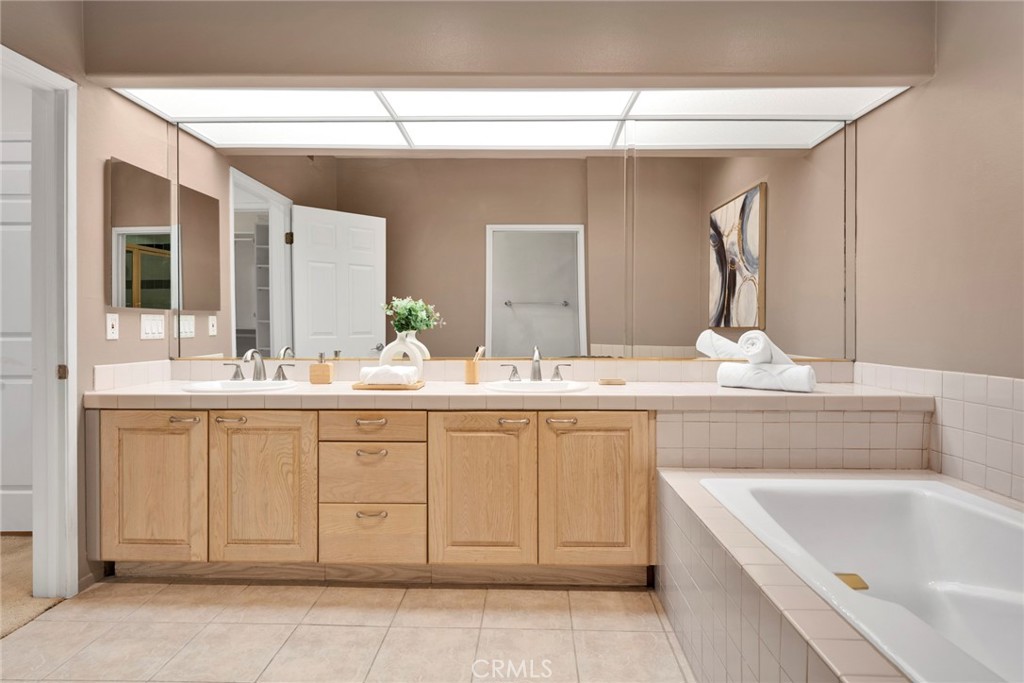 1800 Butler Avenue 104