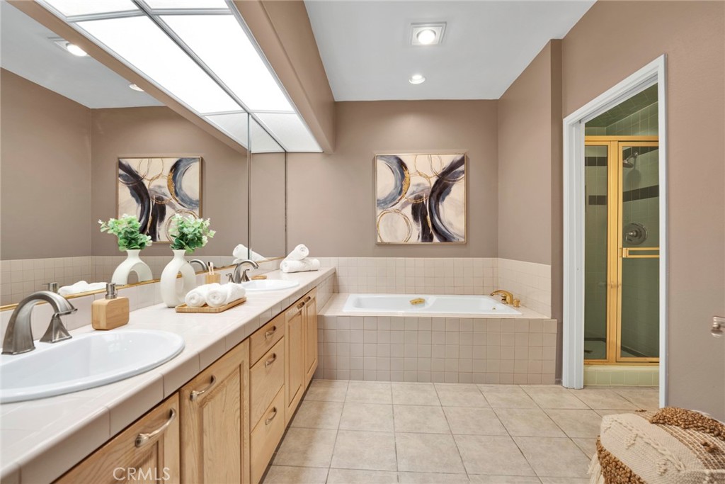 1800 Butler Avenue 104