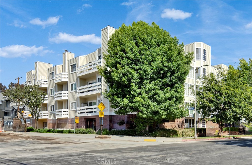 1800 Butler Avenue 104