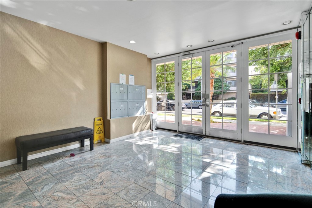1800 Butler Avenue 104