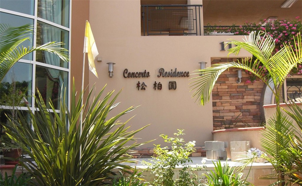 111 N 2nd Street 107