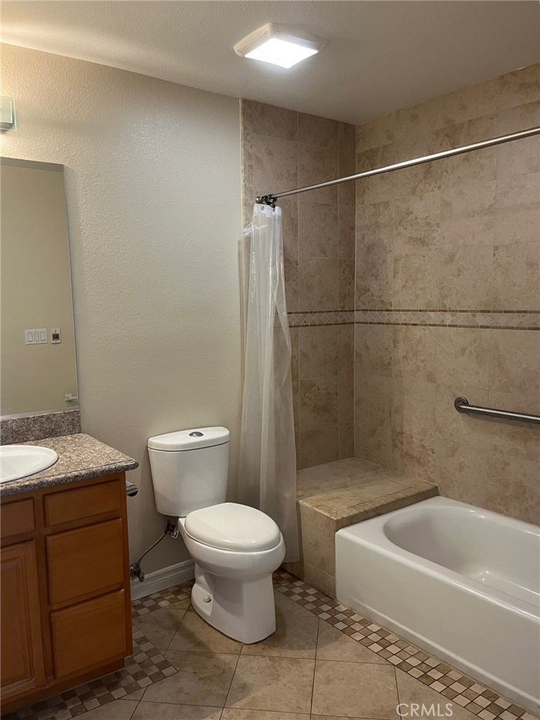 111 N 2nd Street 107