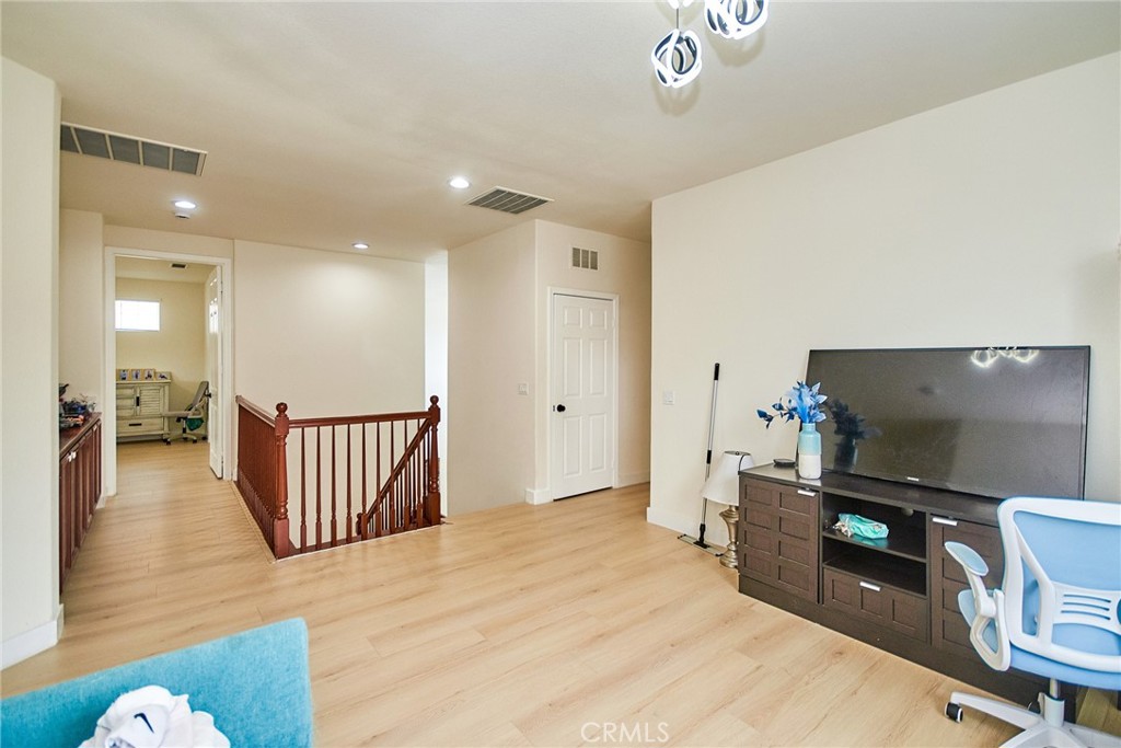 7313 Bay Bridge Road