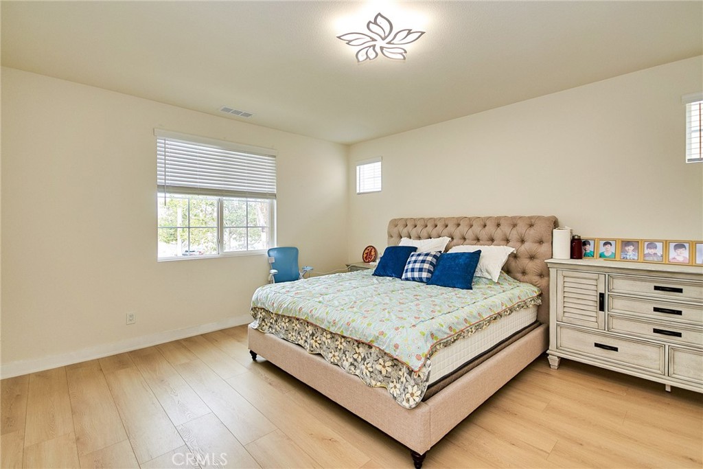 7313 Bay Bridge Road