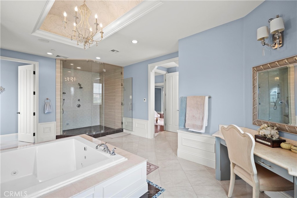 382 W Woodruff Avenue