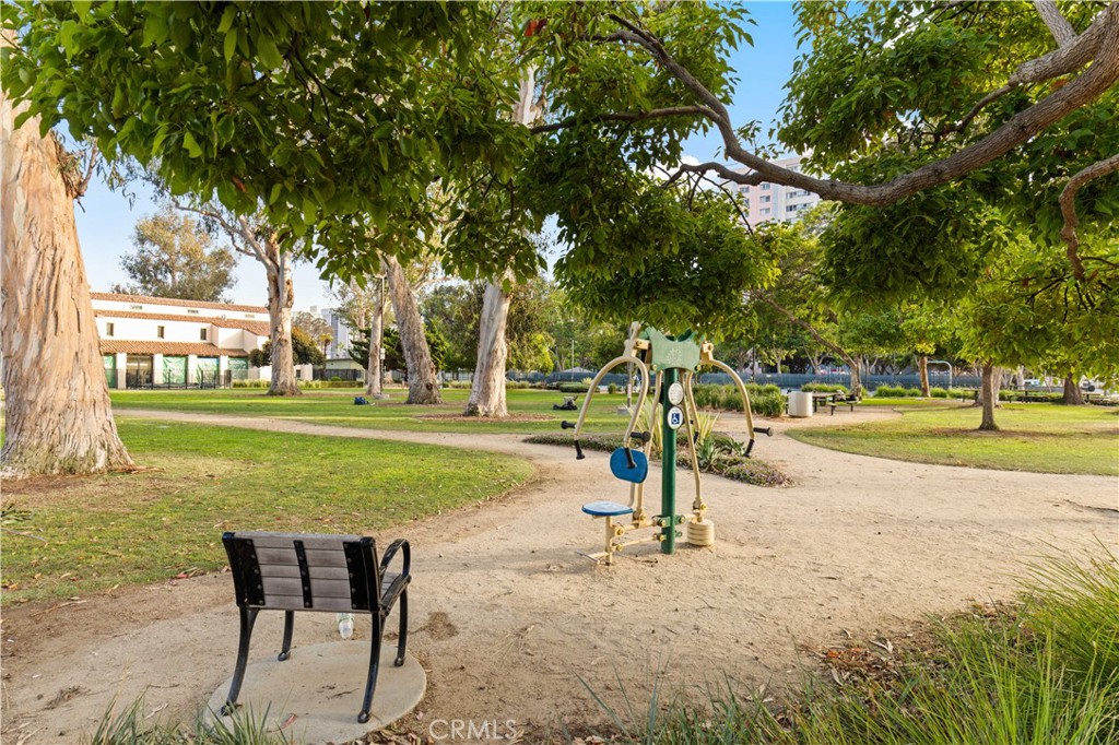1101 Lincoln Boulevard 1A