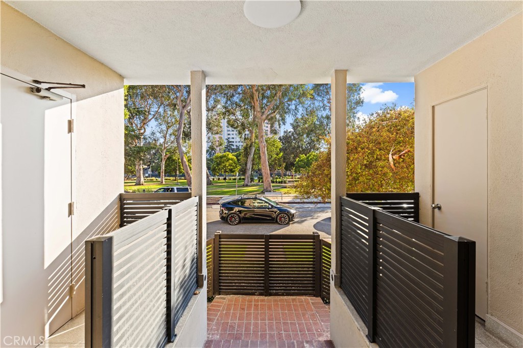 1101 Lincoln Boulevard 1A