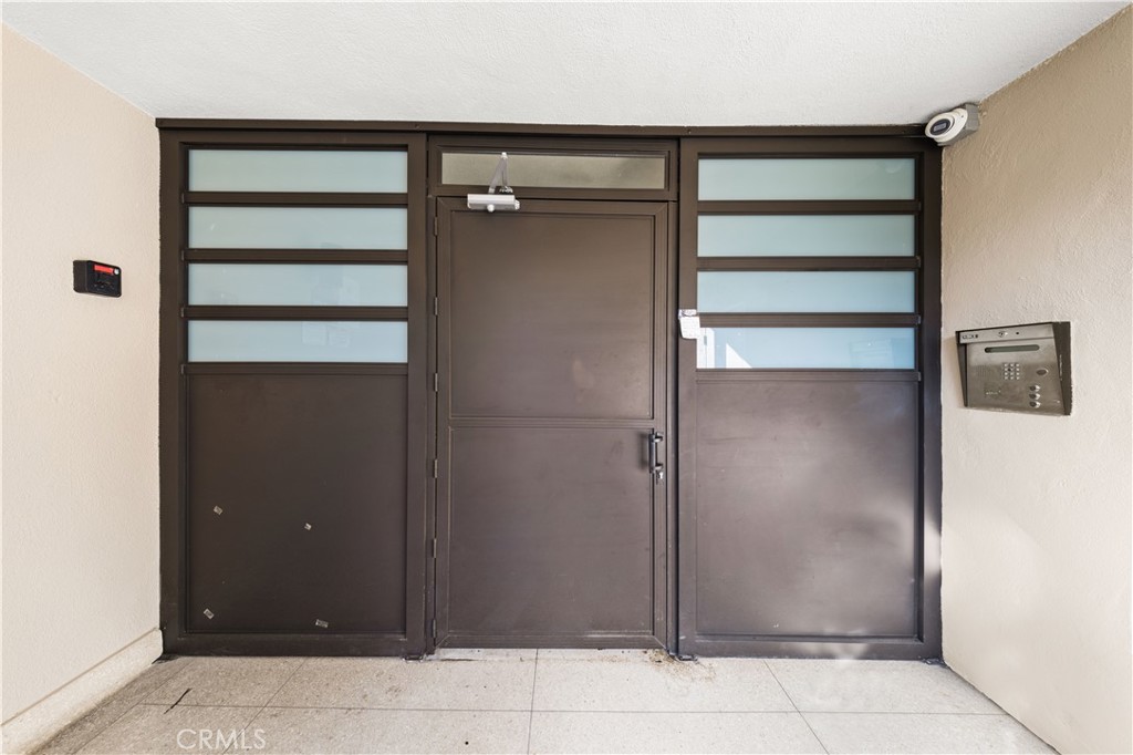 1101 Lincoln Boulevard 1A