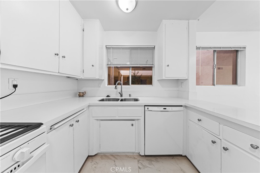 1101 Lincoln Boulevard 1A