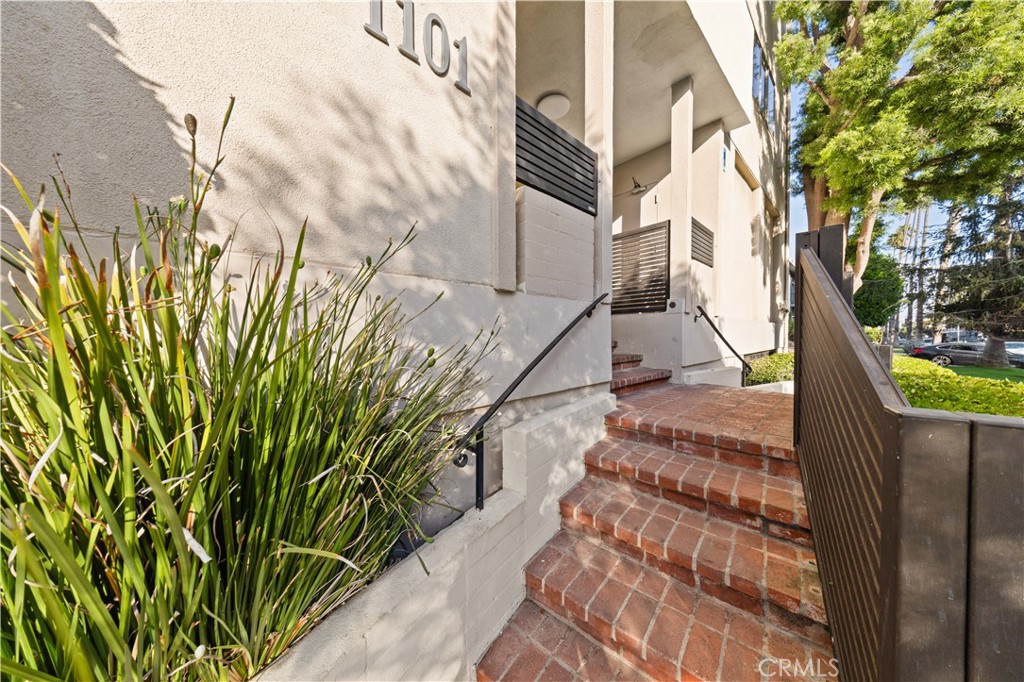 1101 Lincoln Boulevard 1A