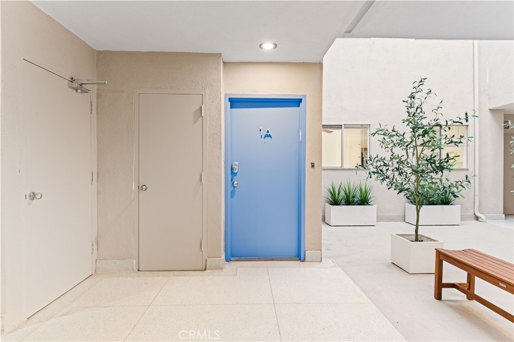 1101 Lincoln Boulevard 1A