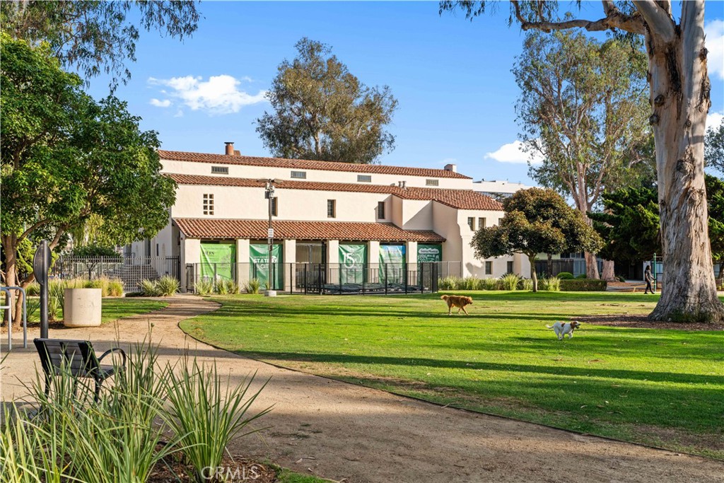 1101 Lincoln Boulevard 1A