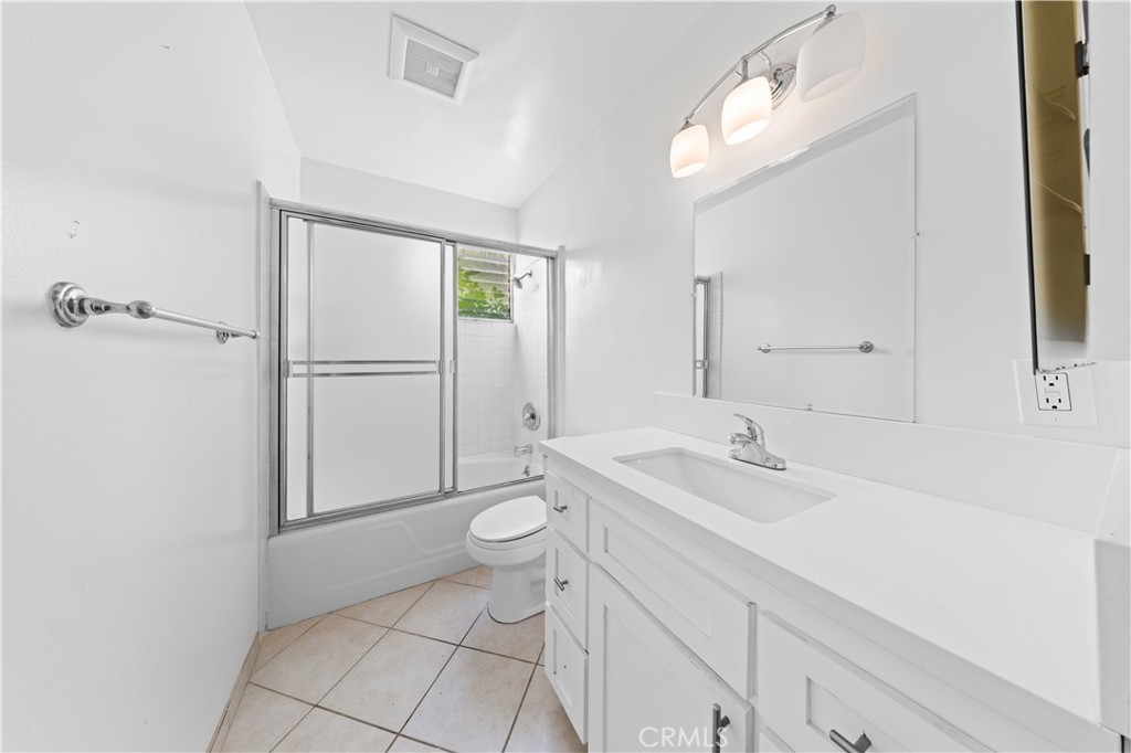 1101 Lincoln Boulevard 1A