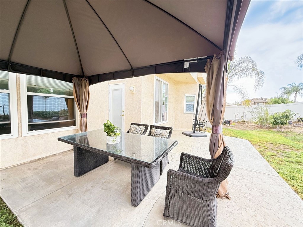 24713 Shoshone Drive