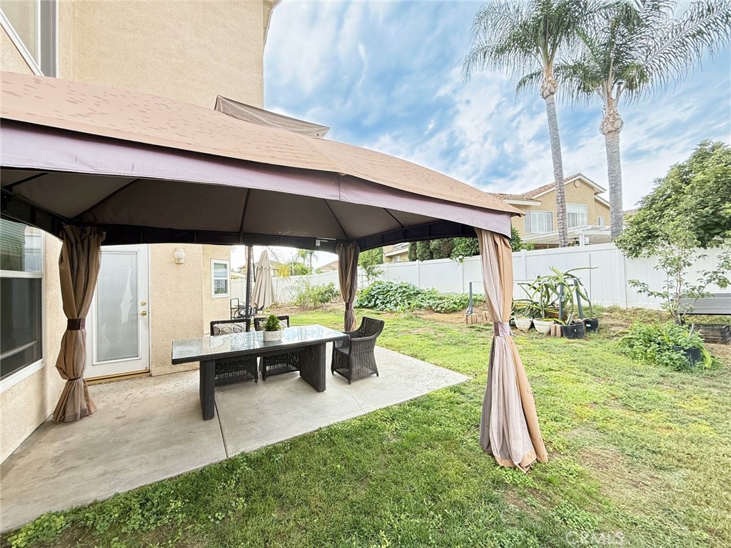 24713 Shoshone Drive