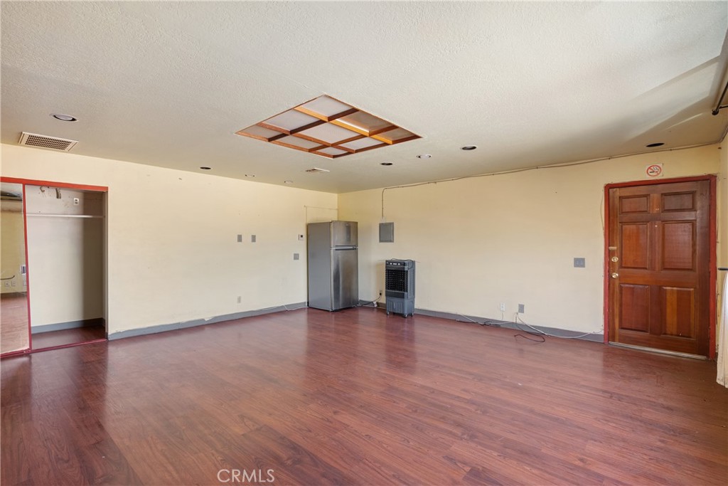 2218 San Gabriel Boulevard