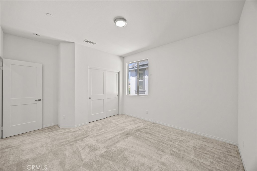 4865 S Wilson Avenue