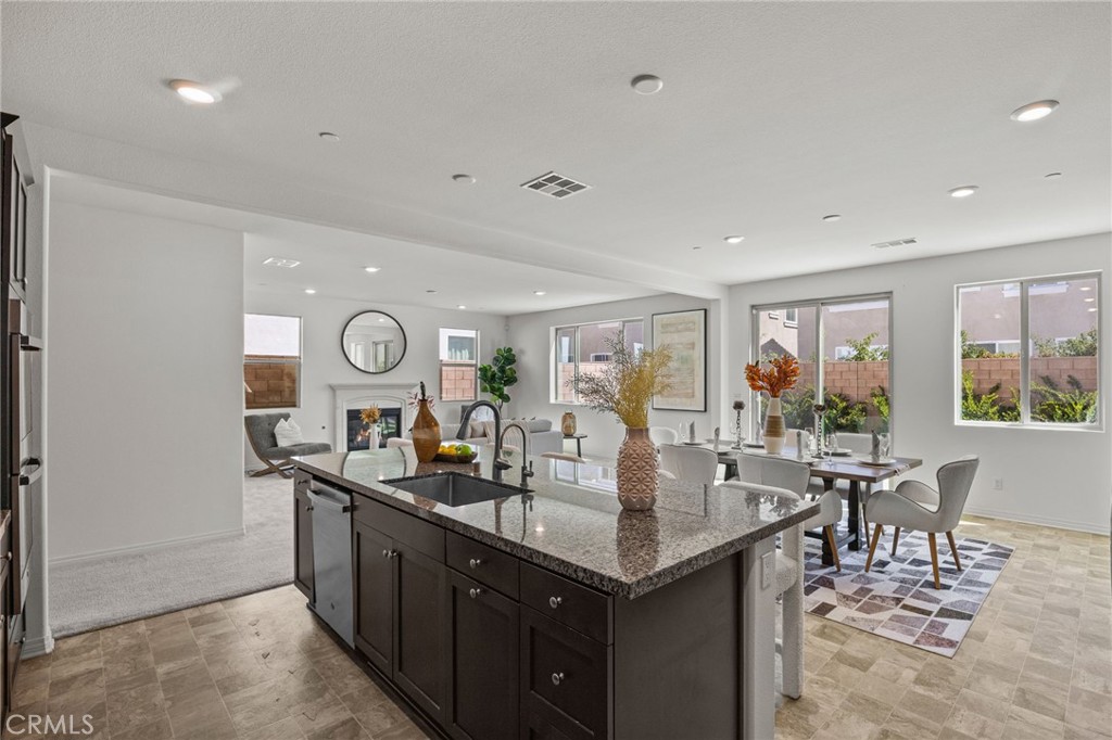 4865 S Wilson Avenue