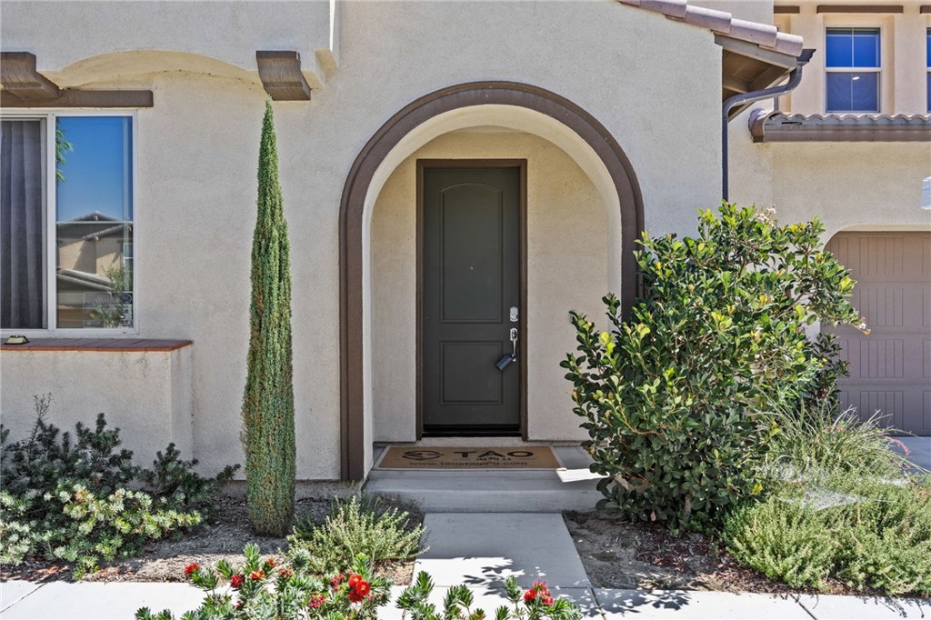 4865 S Wilson Avenue