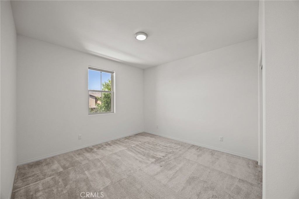 4865 S Wilson Avenue