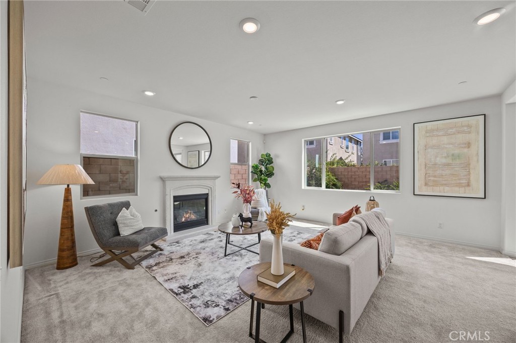 4865 S Wilson Avenue