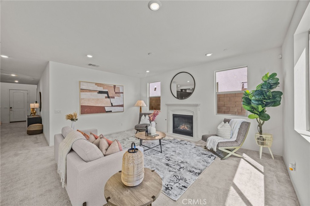 4865 S Wilson Avenue