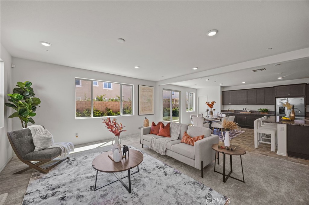 4865 S Wilson Avenue