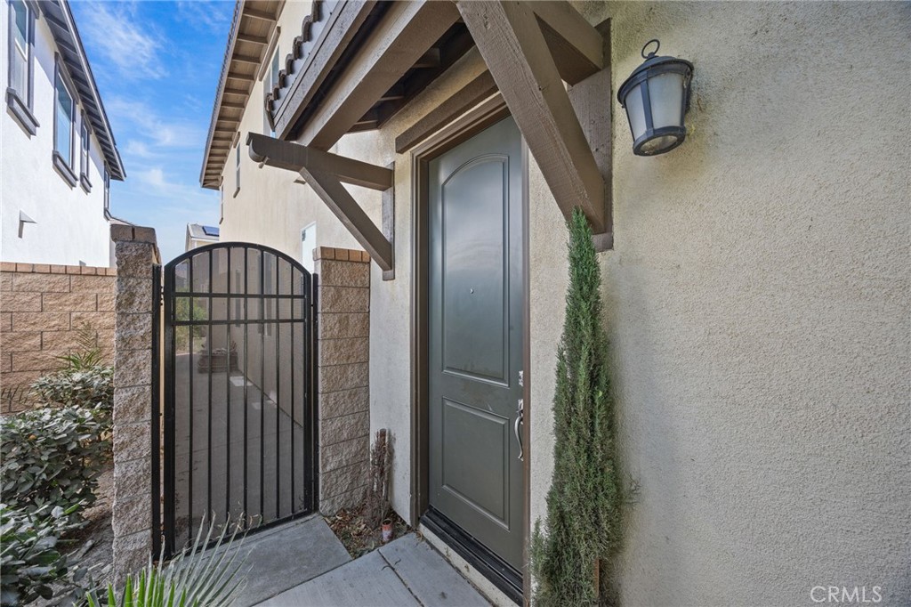 4865 S Wilson Avenue